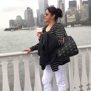 Meet your Posher, Isacristina